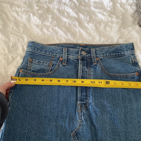 LEVI'S
Deconstructed Denim Skirt size 27 “ waist cowboy cowgirl country jean - Picture 14 of 14